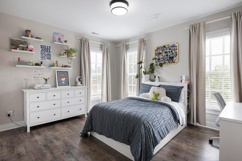 Tiny photo for 7030 Hanbys Loop, New Albany, OH 43054 (MLS # 225045904)