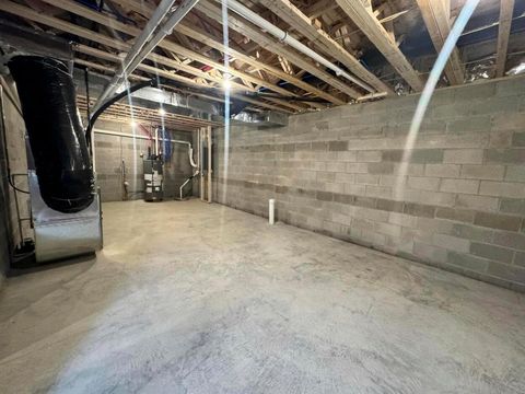 Tiny photo for 1632 Marlboro Avenue, Obetz, OH 43207 (MLS # 225044749)