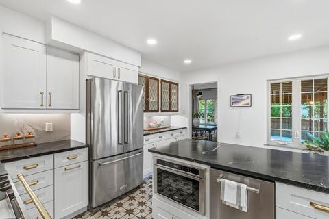 Tiny photo for 3160 Fair Avenue, Columbus, OH 43209 (MLS # 225039614)