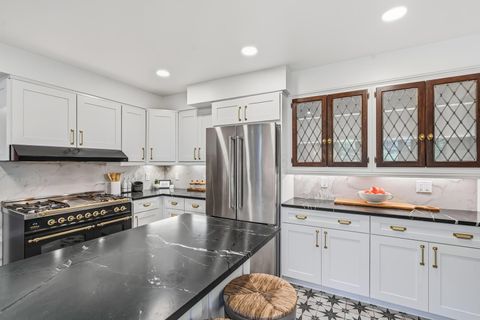 Tiny photo for 3160 Fair Avenue, Columbus, OH 43209 (MLS # 225039614)