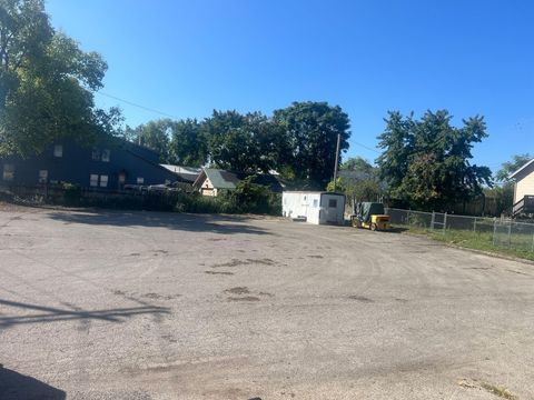 Photo of 731 Brown Road, Columbus, OH 43223 (MLS # 225037040)
