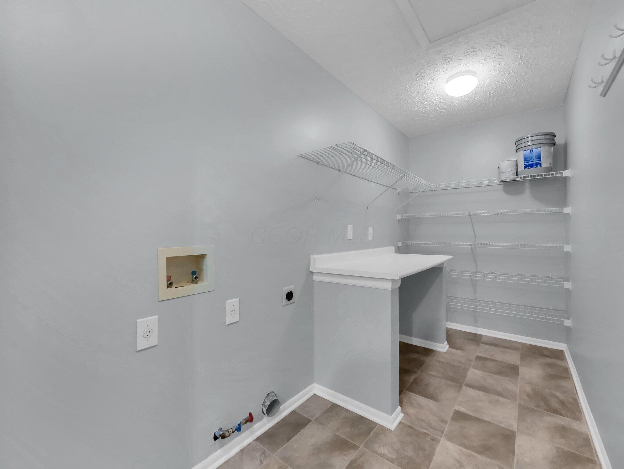 6726 Hamler Drive #33E, Canal Winchester, Ohio image 13