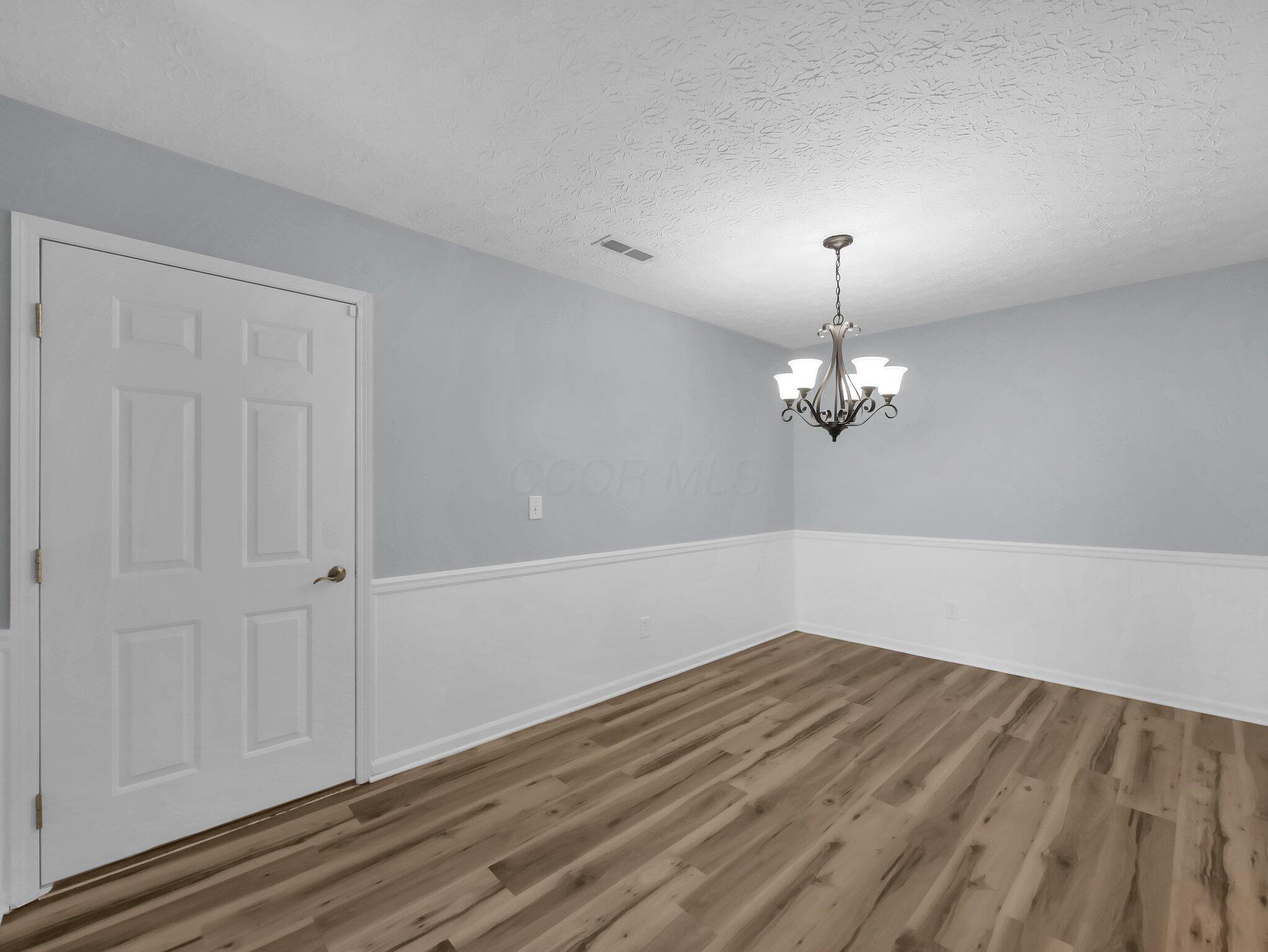 6726 Hamler Drive #33E, Canal Winchester, Ohio image 5