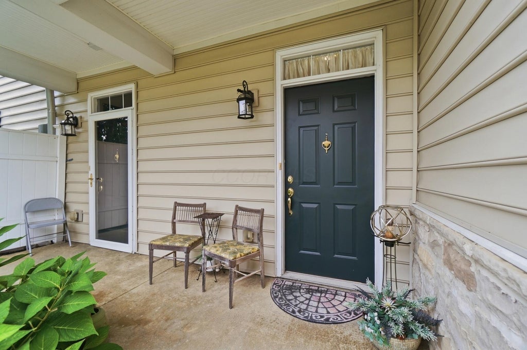 Photo of 4184 Bradhurst Drive 19 #19, Dublin, OH 43016 (MLS # 226035641)
