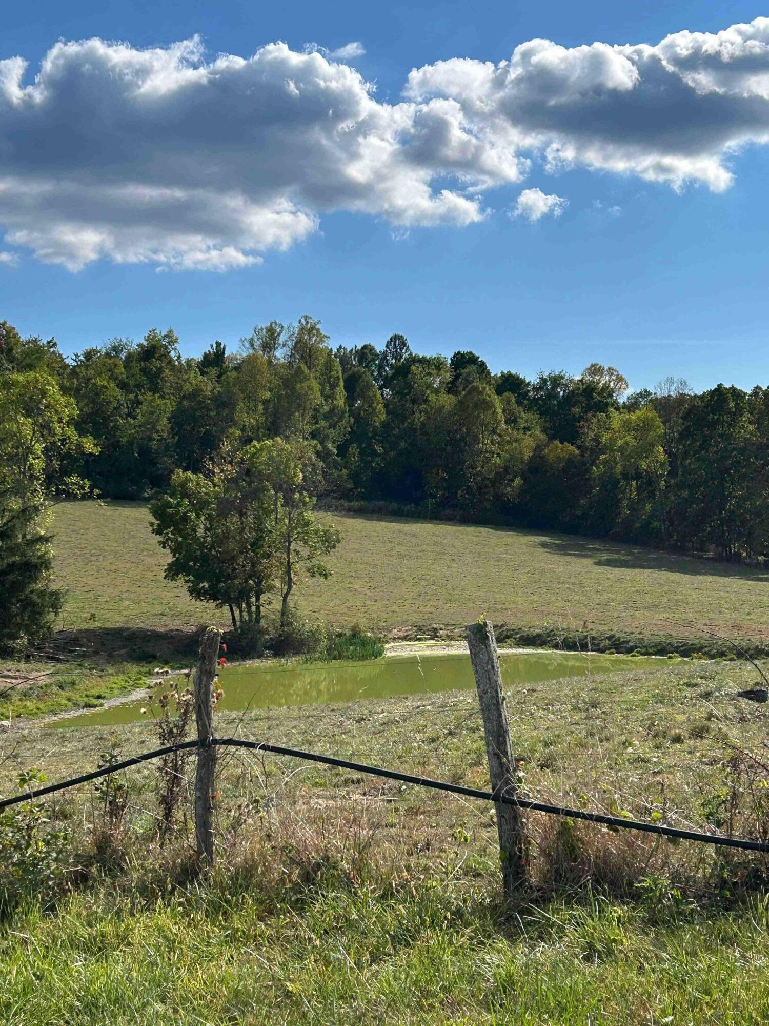 Co Rd 3, Frazeysburg, Ohio image 4