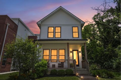 Photo of 1215 Oak Street, Columbus, OH 43205 (MLS # 226021411)