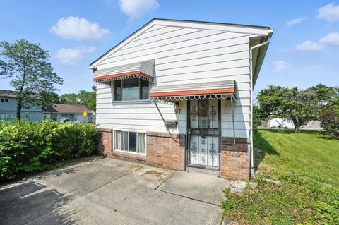 Tiny photo for 617 Athens Street, Columbus, OH 43204 (MLS # 225025635)