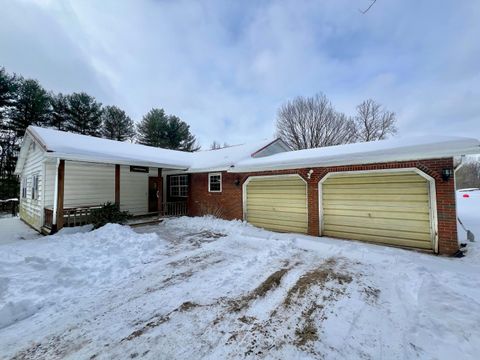 Photo of 25183 New Guilford Road, Martinsburg, OH 43037 (MLS # 226003300)