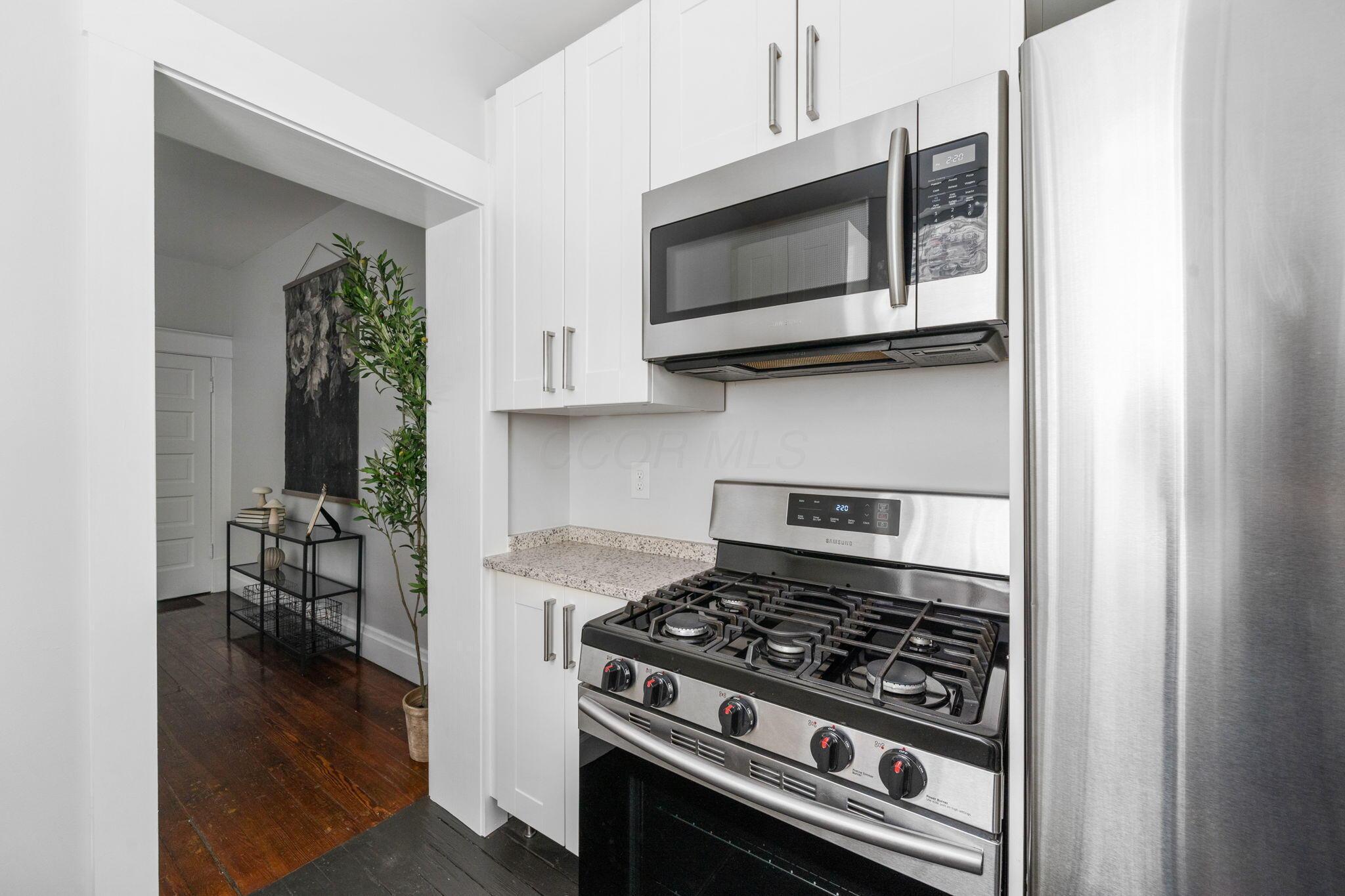 994 Delaware Avenue, Columbus, Ohio image 16