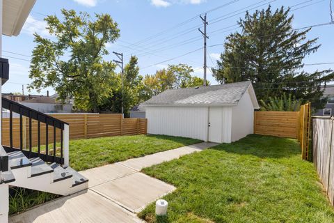 Tiny photo for 981 Gilbert Street, Columbus, OH 43206 (MLS # 225037750)