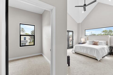 Tiny photo for 981 Gilbert Street, Columbus, OH 43206 (MLS # 225037750)