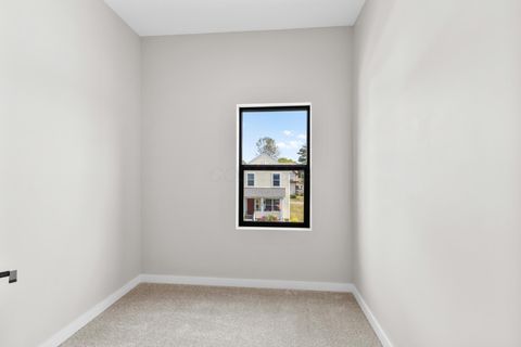 Tiny photo for 981 Gilbert Street, Columbus, OH 43206 (MLS # 225037750)