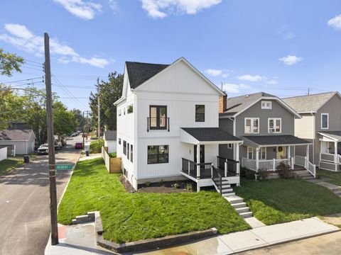 Photo of 981 Gilbert Street, Columbus, OH 43206 (MLS # 225037750)