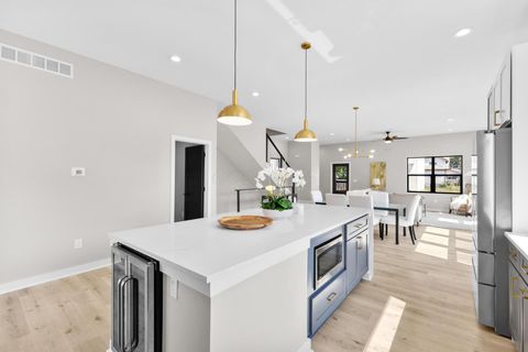 Tiny photo for 981 Gilbert Street, Columbus, OH 43206 (MLS # 225037750)