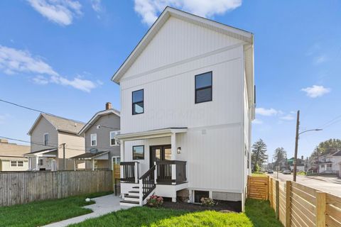 Tiny photo for 981 Gilbert Street, Columbus, OH 43206 (MLS # 225037750)