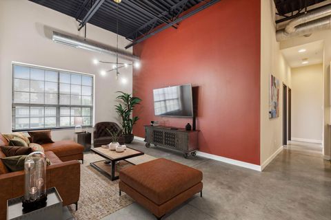 Photo of 769 N High Street R301 #R301, Columbus, OH 43215 (MLS # 226003725)