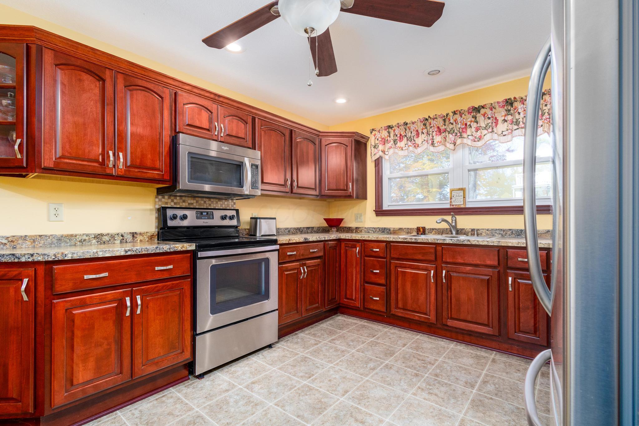 614 Kerr Avenue, Cadiz, Ohio image 11