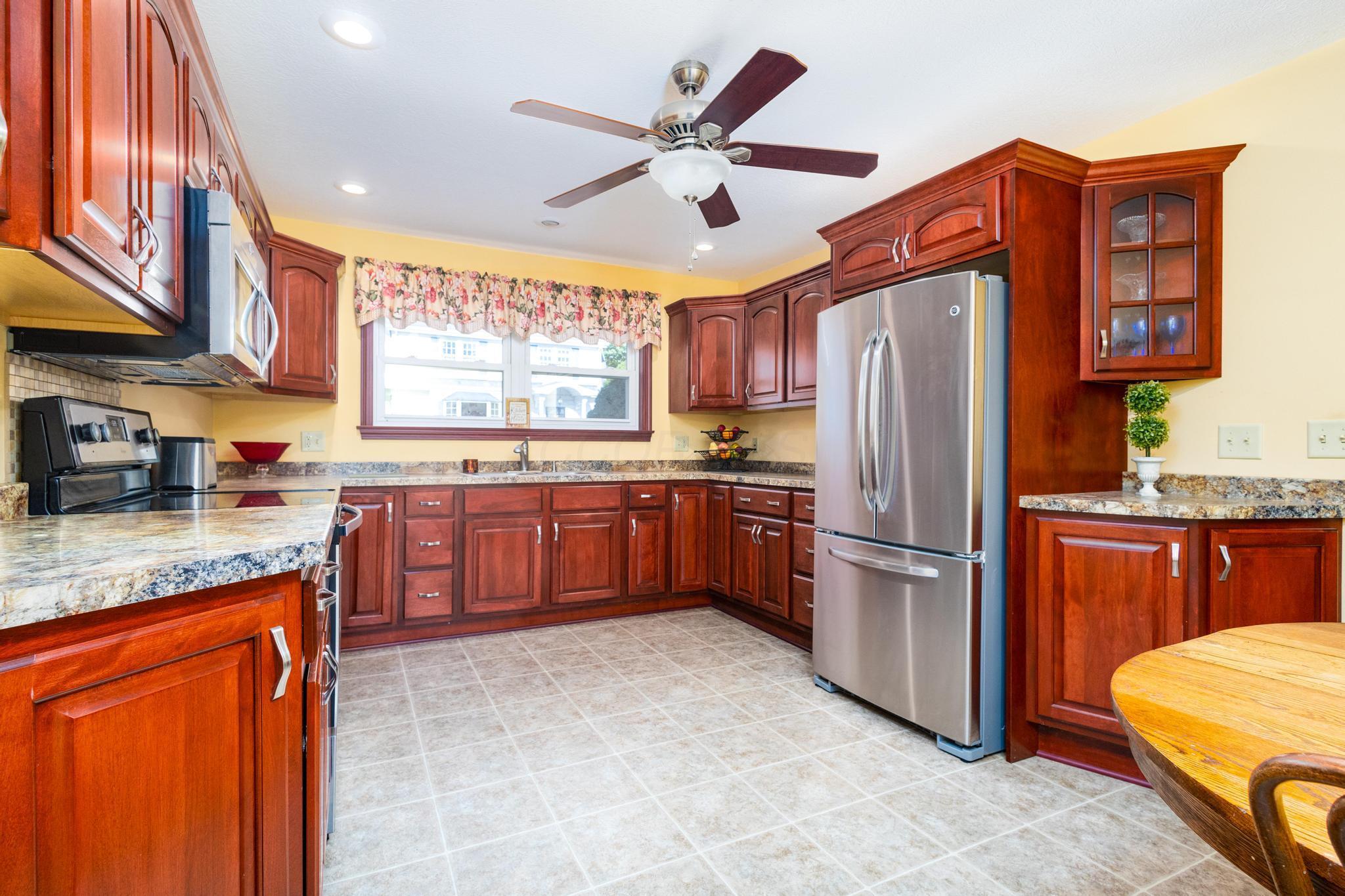 614 Kerr Avenue, Cadiz, Ohio image 13