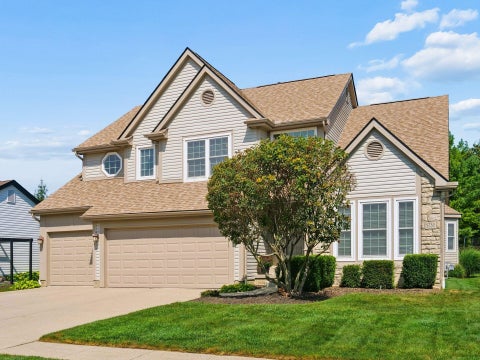 Photo of 5730 Middleby Drive, Hilliard, OH 43026 (MLS # 226034398)
