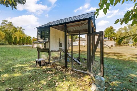 Tiny photo for 13062 Fosdyke Road, Utica, OH 43080 (MLS # 226004440)