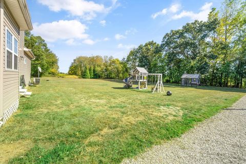 Tiny photo for 13062 Fosdyke Road, Utica, OH 43080 (MLS # 226004440)