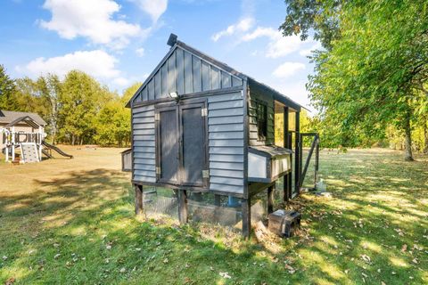 Tiny photo for 13062 Fosdyke Road, Utica, OH 43080 (MLS # 226004440)