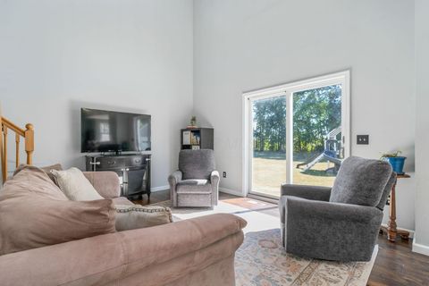 Tiny photo for 13062 Fosdyke Road, Utica, OH 43080 (MLS # 226004440)