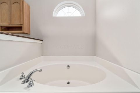 Tiny photo for 13062 Fosdyke Road, Utica, OH 43080 (MLS # 226004440)