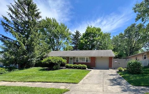 Photo of 1610 Shively Road, Reynoldsburg, OH 43068 (MLS # 226016709)