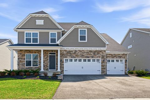 Photo of 6487 Orangeberry Road, Hilliard, OH 43026 (MLS # 226014320)