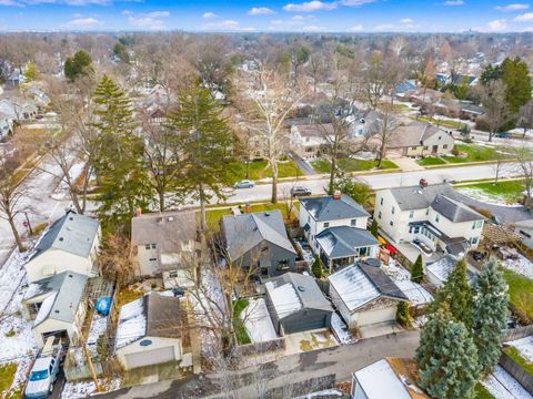 Tiny photo for 221 S Roosevelt Avenue, Bexley, OH 43209 (MLS # 226000346)