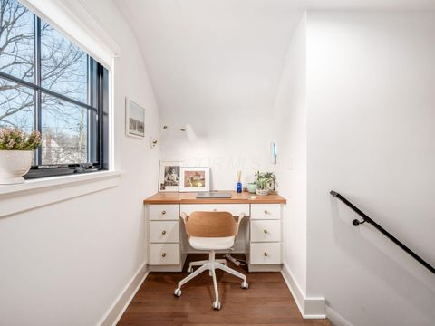 Tiny photo for 221 S Roosevelt Avenue, Bexley, OH 43209 (MLS # 226000346)