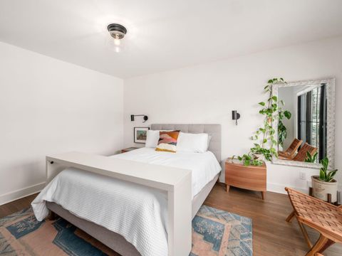 Tiny photo for 221 S Roosevelt Avenue, Bexley, OH 43209 (MLS # 226000346)