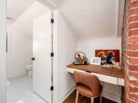 Tiny photo for 221 S Roosevelt Avenue, Bexley, OH 43209 (MLS # 226000346)