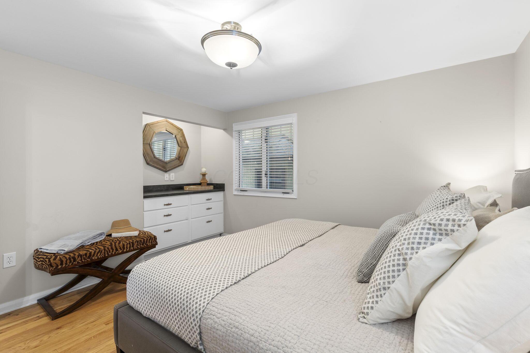489 Lakeview Heights Drive, Howard, Ohio image 19
