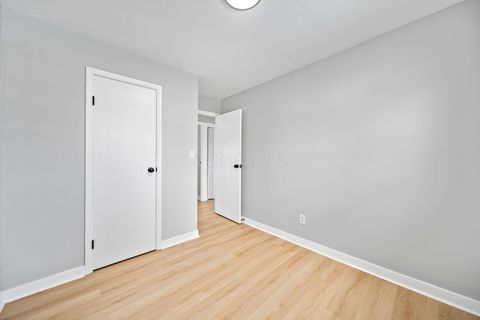 Tiny photo for 4024 Colby Avenue, Columbus, OH 43227 (MLS # 226004720)