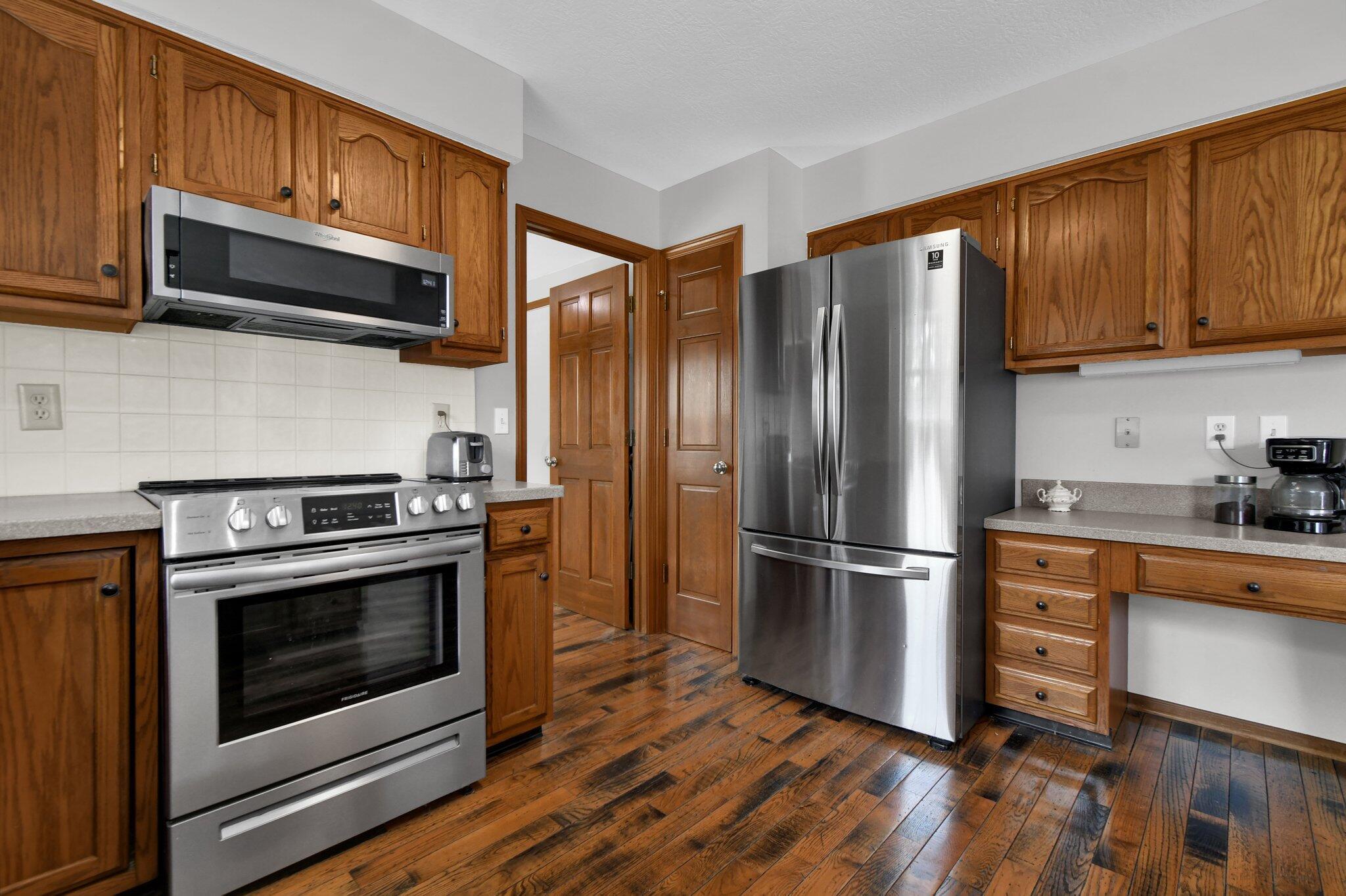 5041 Longbenton Way, Dublin, Ohio image 30