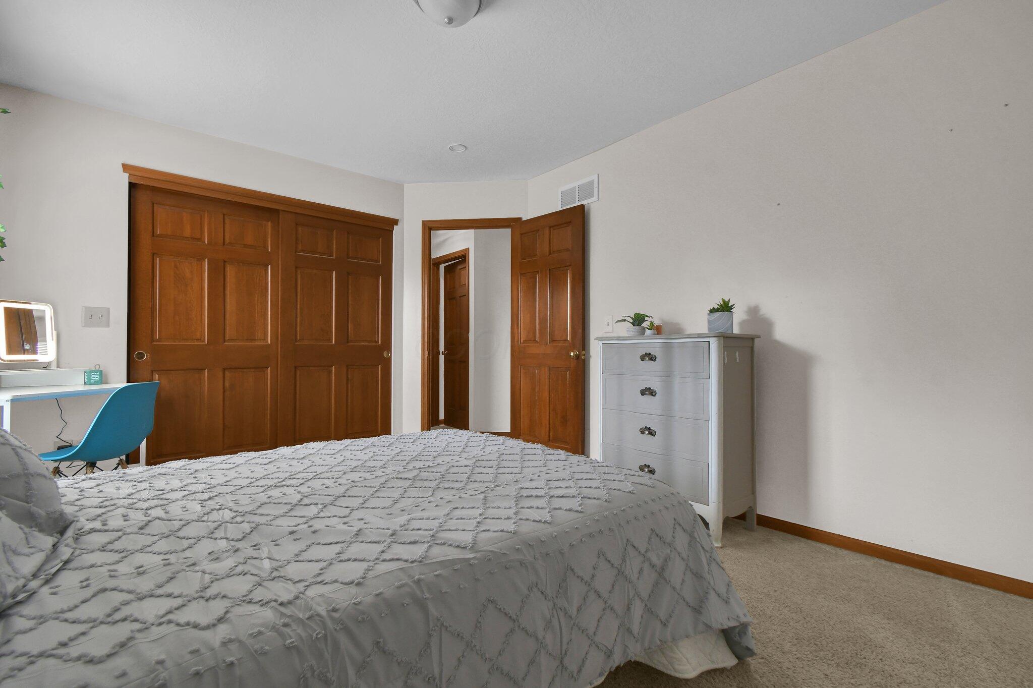 5041 Longbenton Way, Dublin, Ohio image 47