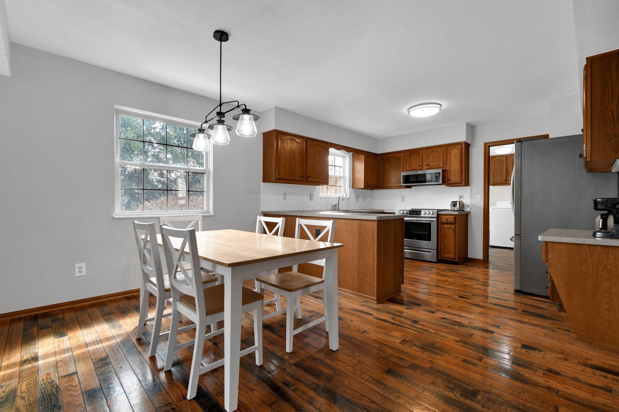 5041 Longbenton Way, Dublin, Ohio image 32