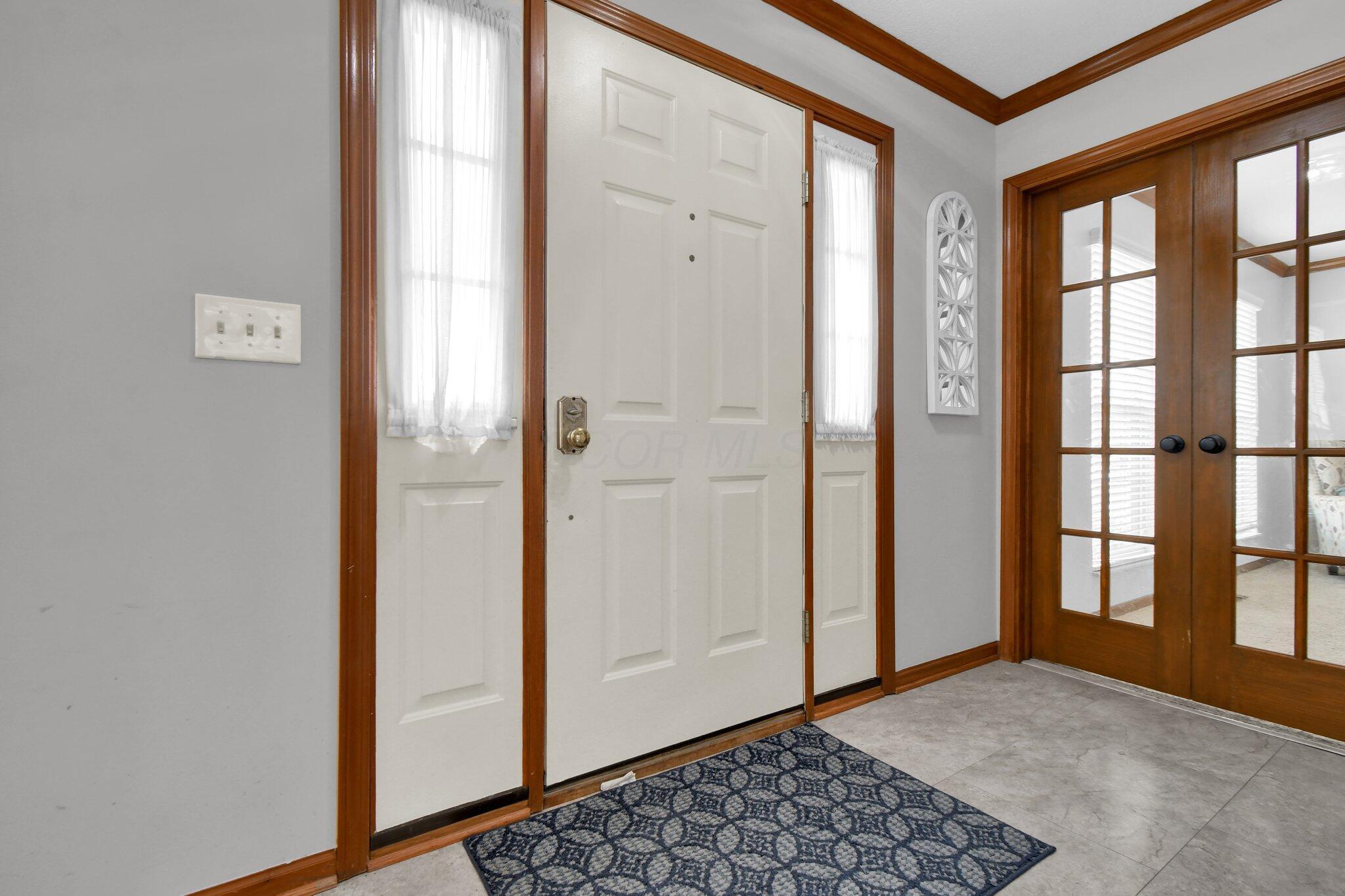 5041 Longbenton Way, Dublin, Ohio image 6