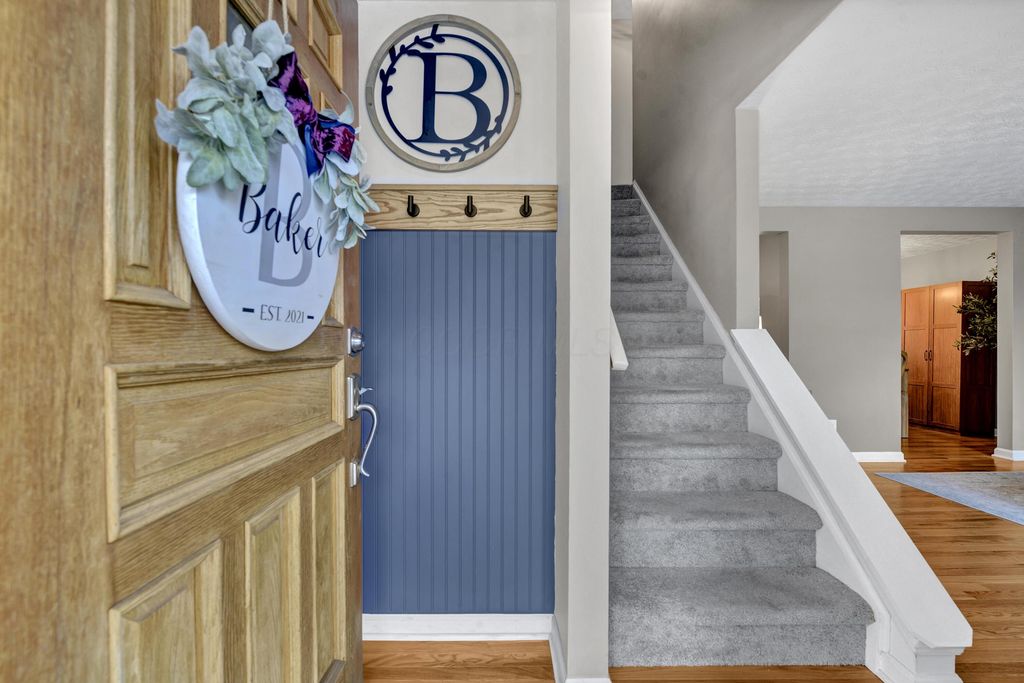 Photo of 147 Spring Hollow Lane, Westerville, OH 43081 (MLS # 226002157)