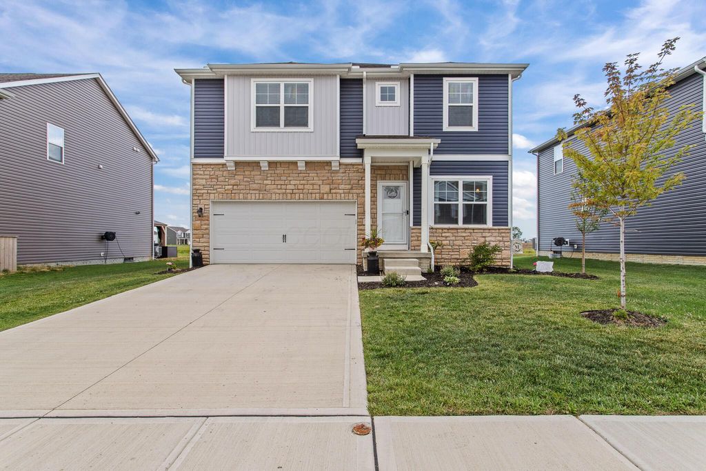 Photo of 750 Leslie Drive, Plain City, OH 43064 (MLS # 226022033)