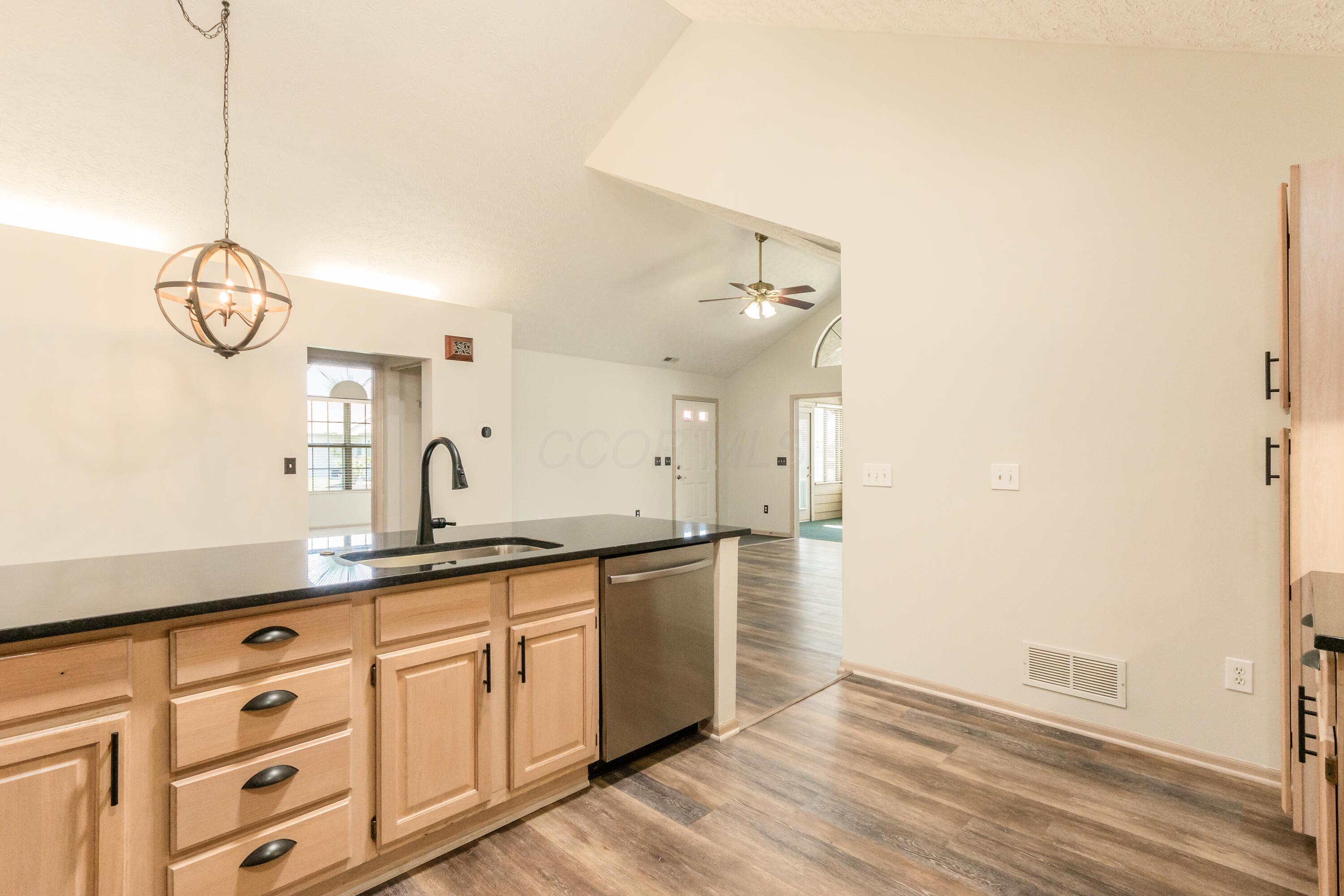 3867 Orchard Way, Powell, Ohio image 23