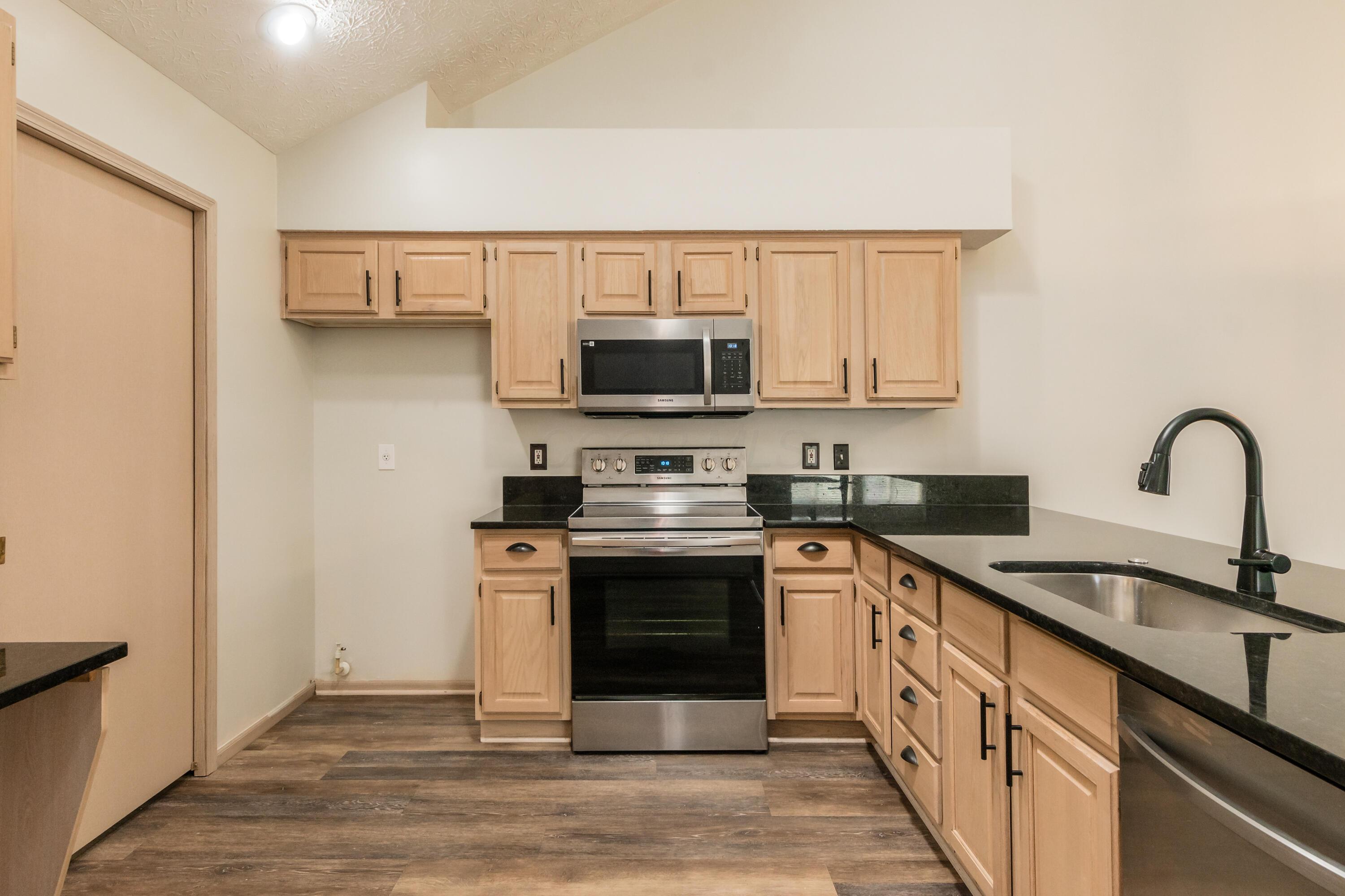 3867 Orchard Way, Powell, Ohio image 21