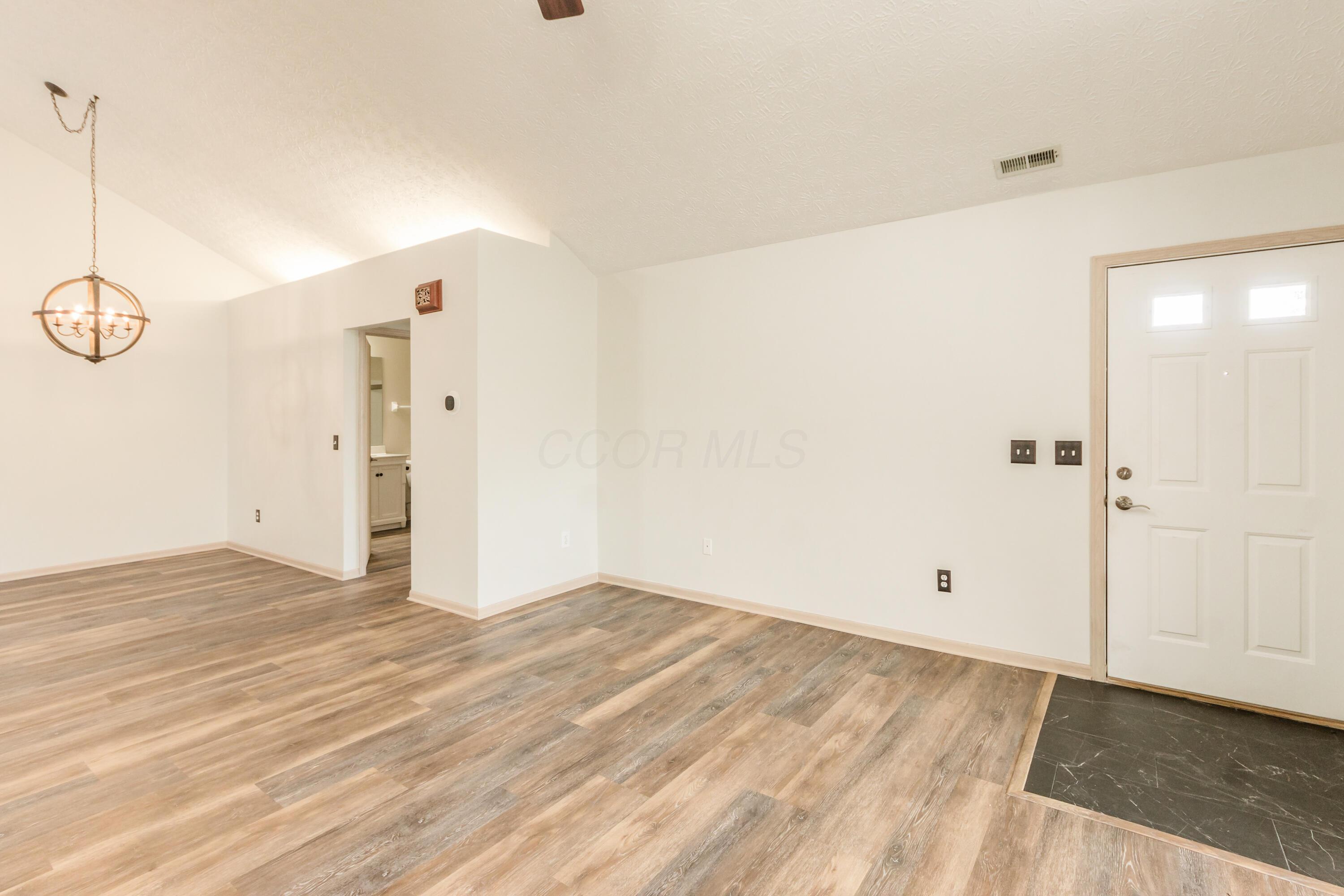3867 Orchard Way, Powell, Ohio image 11