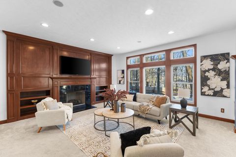 Tiny photo for 635 Maketewah Drive, Delaware, OH 43015 (MLS # 226002971)