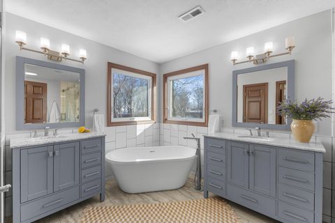 Tiny photo for 635 Maketewah Drive, Delaware, OH 43015 (MLS # 226002971)