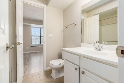 Tiny photo for 2733 Greystone Drive D #D, Columbus, OH 43220 (MLS # 226002924)