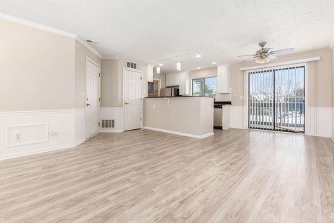 Tiny photo for 2733 Greystone Drive D #D, Columbus, OH 43220 (MLS # 226002924)