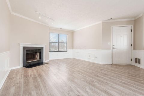 Tiny photo for 2733 Greystone Drive D #D, Columbus, OH 43220 (MLS # 226002924)